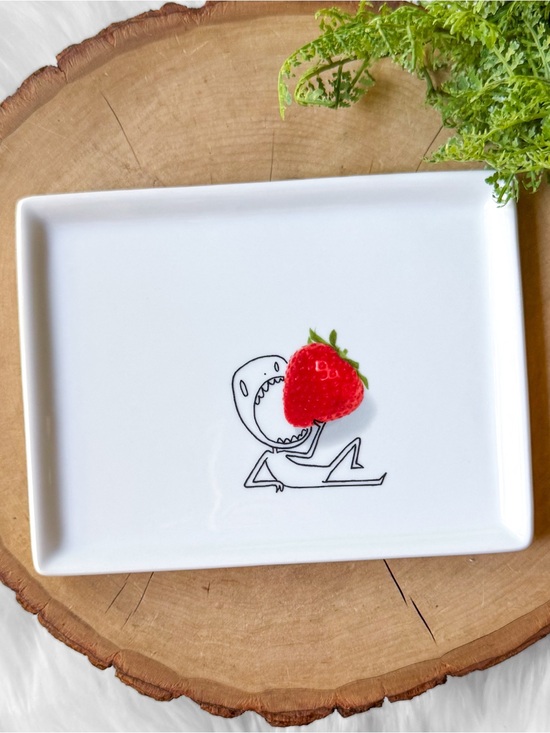 Crate&Barrel Other - CRATE BARREL CB2 OLIVER Strawberry‎ Appetizer Snack Plate Retired 2010